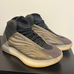 Adidas Yeezy QNTM Barium